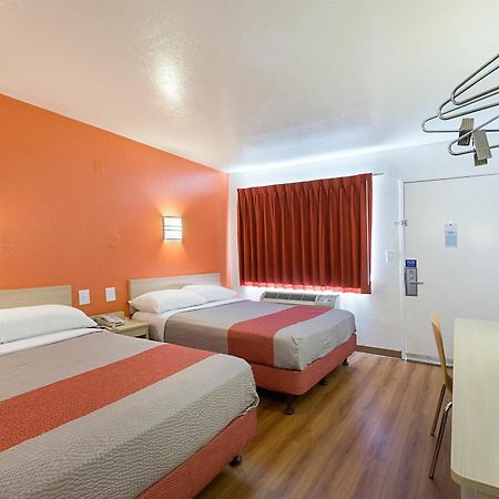 Motel 6-Mcallen, Tx Екстер'єр фото