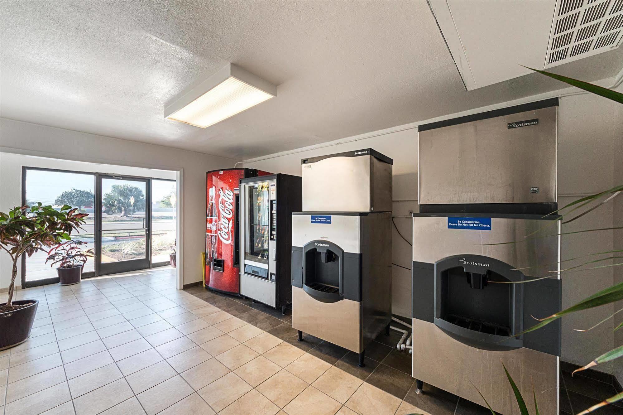 Motel 6-Mcallen, Tx Екстер'єр фото