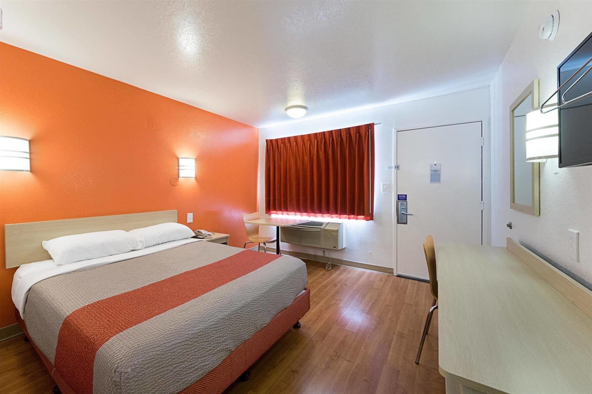 Motel 6-Mcallen, Tx Екстер'єр фото